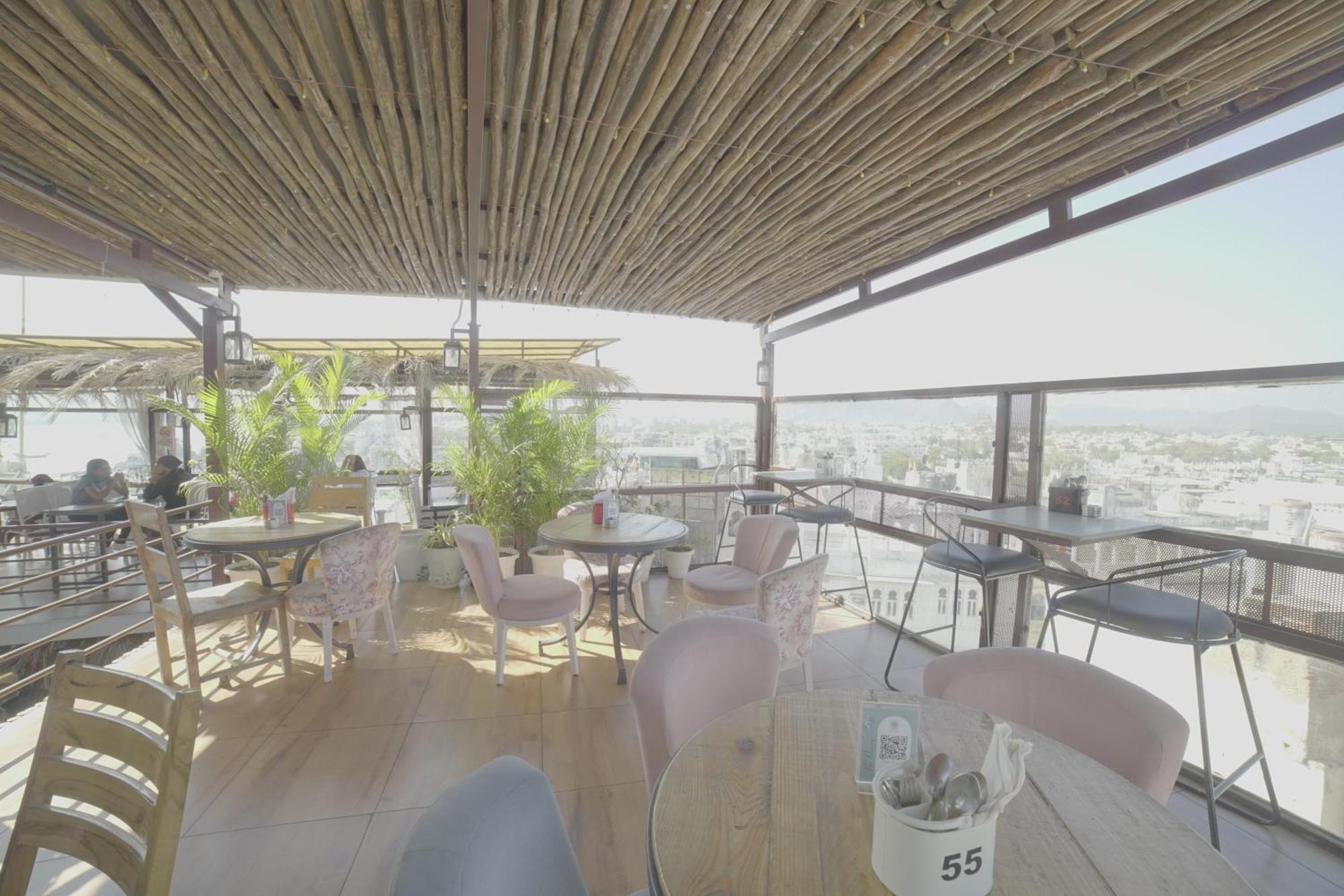 Hotel Udai Niwas By The Lake أُودايبور المظهر الخارجي الصورة