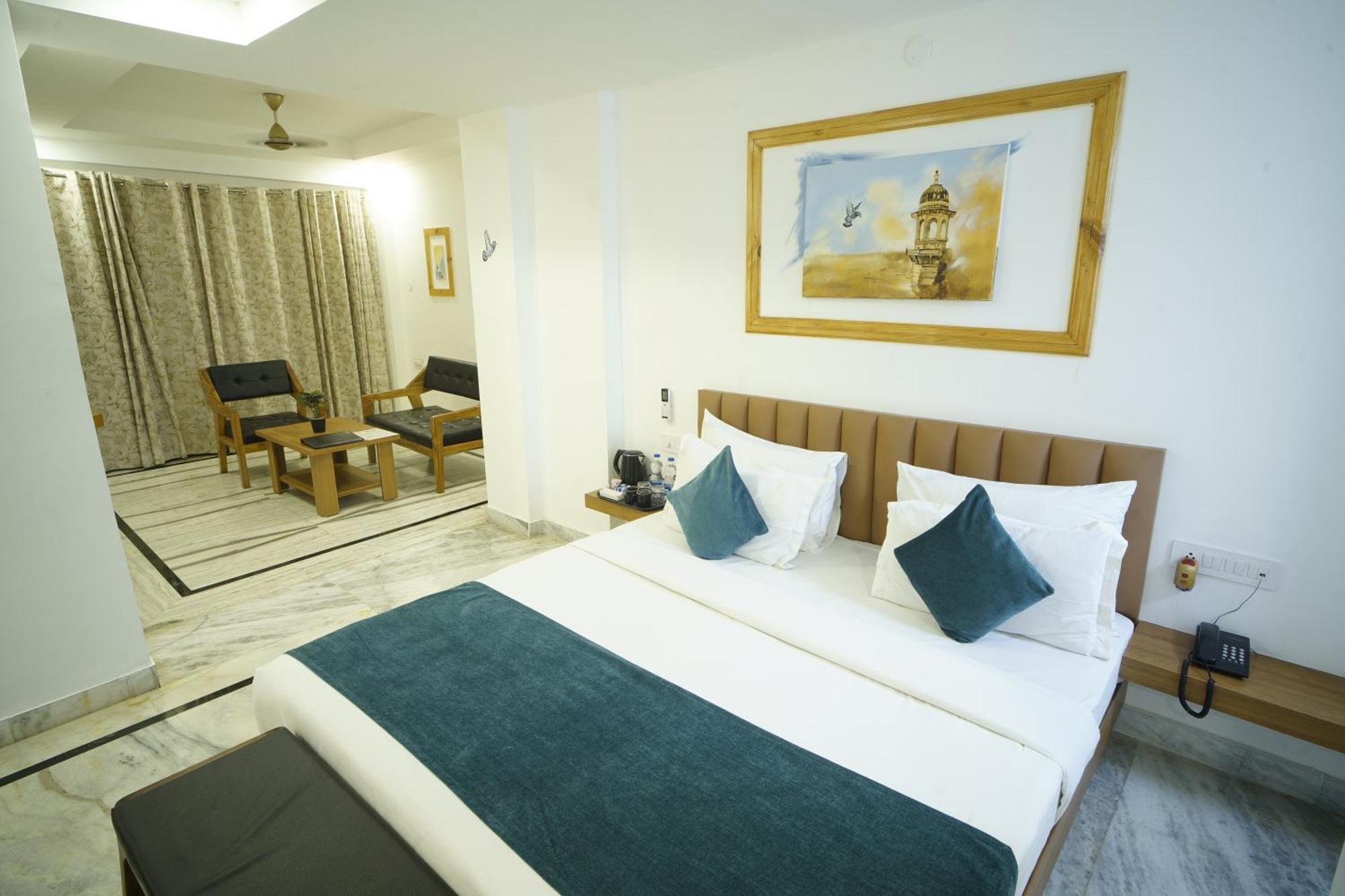 Hotel Udai Niwas By The Lake أُودايبور المظهر الخارجي الصورة