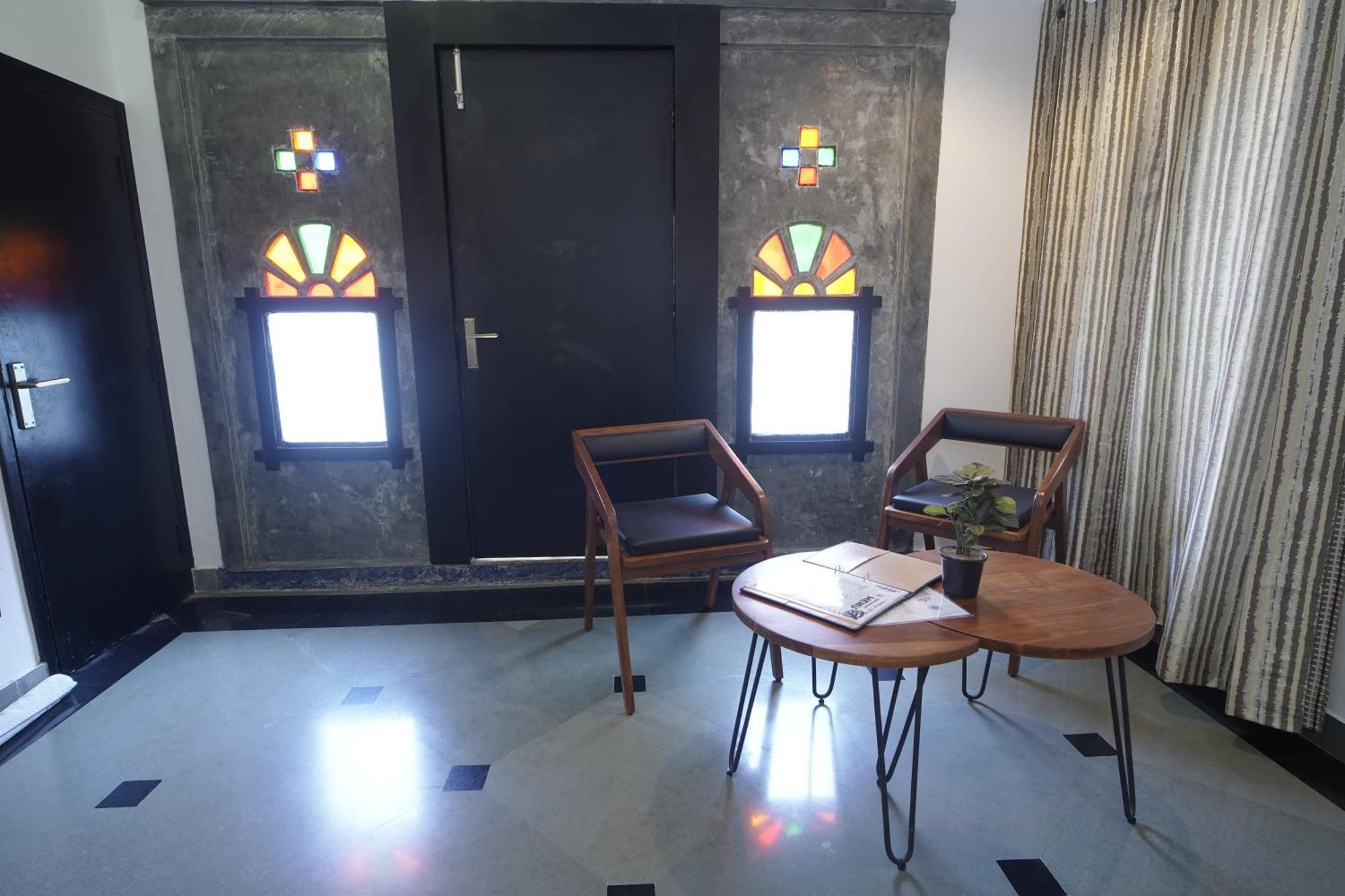Hotel Udai Niwas By The Lake أُودايبور المظهر الخارجي الصورة